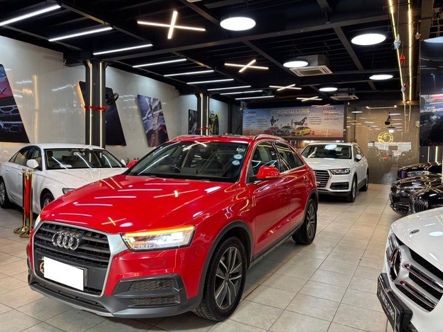 Second-hand 2018 Audi Q3 30 TFSI Premium FWD for sale in Thane-2