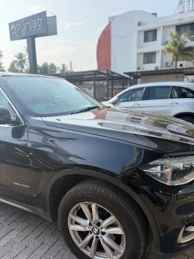 Second-hand 2015 BMW X5 xDrive 30d for sale in Thiruvananthapuram-4