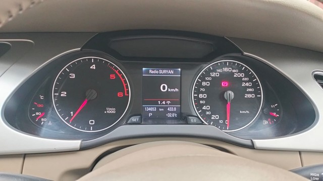 Second-hand 2011 Audi A4 2.0 TDI for sale in Coimbatore-7