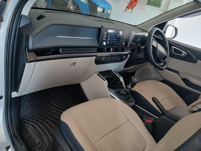 Second-hand 2025 Kia Carens Clavis HTE (O) Diesel for sale in Mainpuri-8