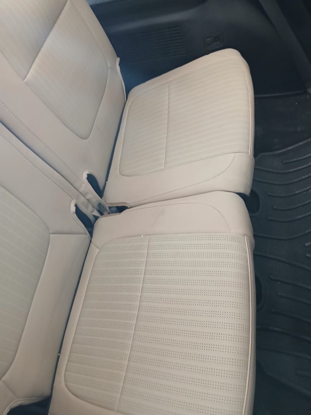 Second-hand 2025 Kia Carens Clavis HTE (O) Diesel for sale in Mainpuri-4