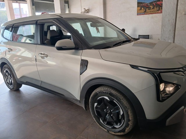 Second-hand 2025 Kia Carens Clavis HTE (O) Diesel for sale in Mainpuri-5