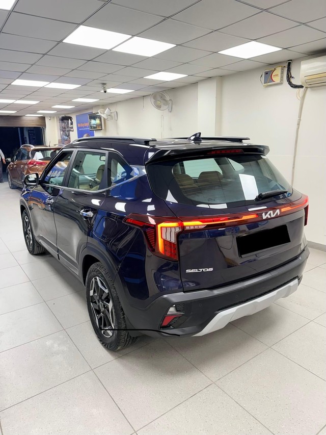 Second-hand 2023 Kia Seltos HTX Plus Diesel iMT for sale in Amritsar-5