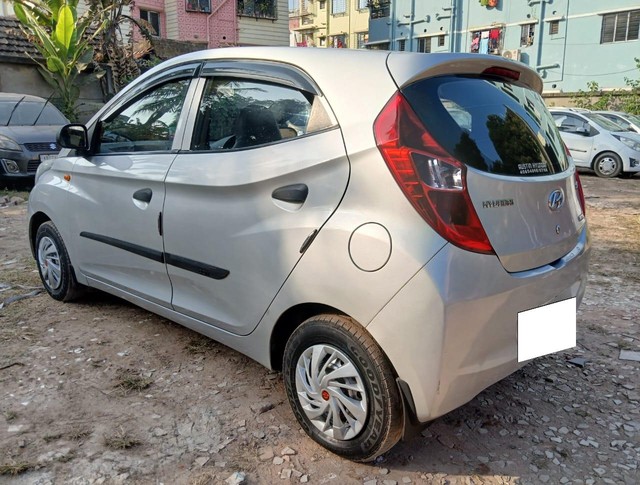 Second-hand 2012 Hyundai EON Era Plus for sale in Kolkata-3