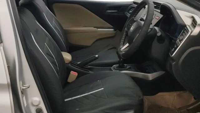 Second-hand 2014 Honda City i DTEC VX for sale in Pune-15