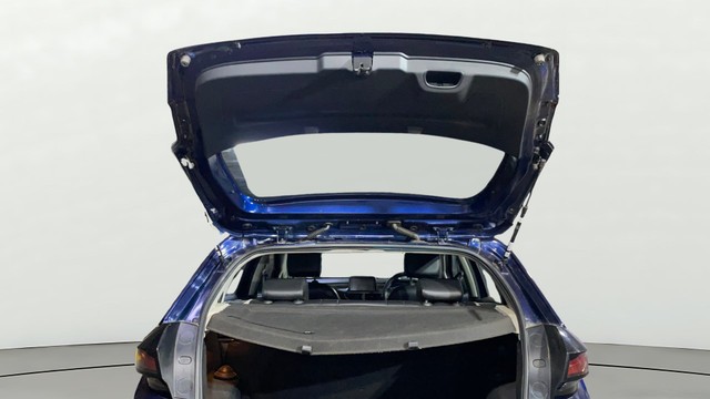 Second-hand 2022 Tata Altroz XZ Diesel BSVI for sale in Kolkata-20