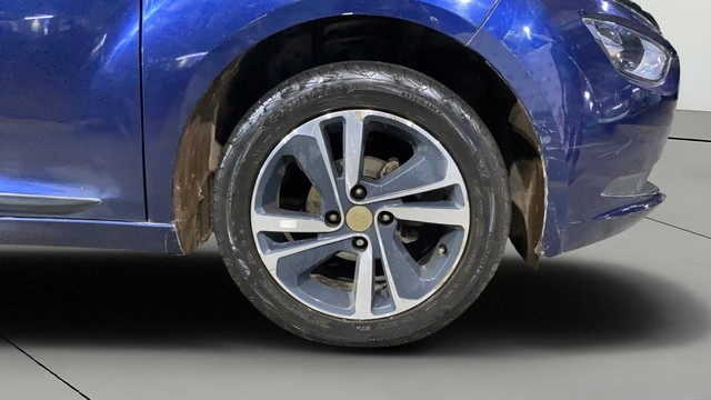 Second-hand 2022 Tata Altroz XZ Diesel BSVI for sale in Kolkata-24