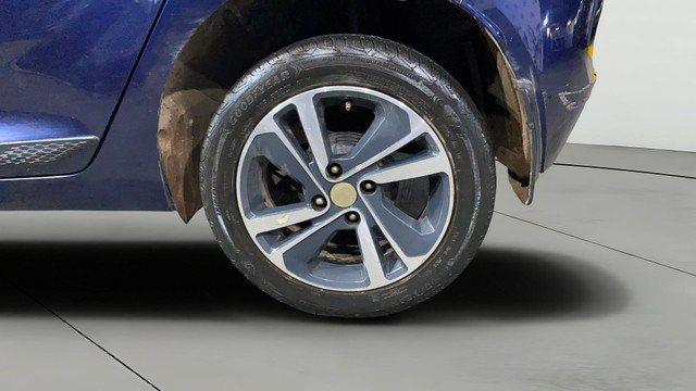 Second-hand 2022 Tata Altroz XZ Diesel BSVI for sale in Kolkata-27