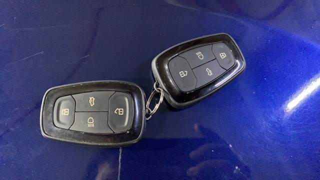 Second-hand 2022 Tata Altroz XZ Diesel BSVI for sale in Kolkata-21