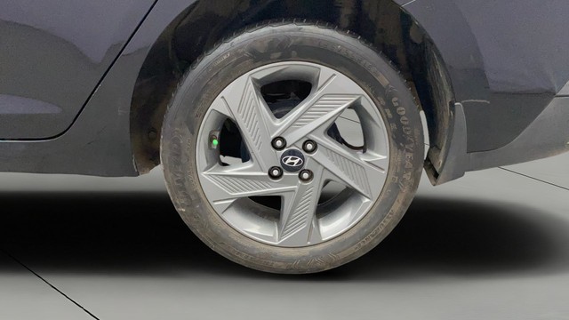 Second-hand 2020 Hyundai Verna SX IVT for sale in Kochi-27