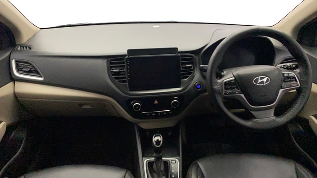 Second-hand 2020 Hyundai Verna SX IVT for sale in Kochi-10