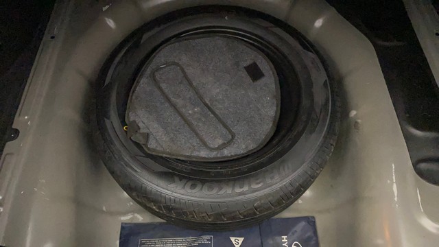 Second-hand 2020 Hyundai Verna SX IVT for sale in Kochi-28