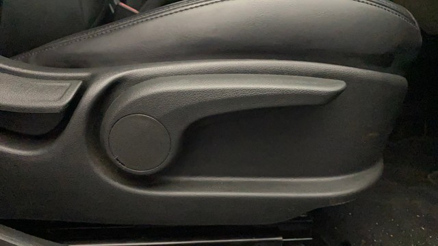 Second-hand 2020 Hyundai Verna SX IVT for sale in Kochi-18