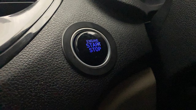 Second-hand 2020 Hyundai Verna SX IVT for sale in Kochi-23