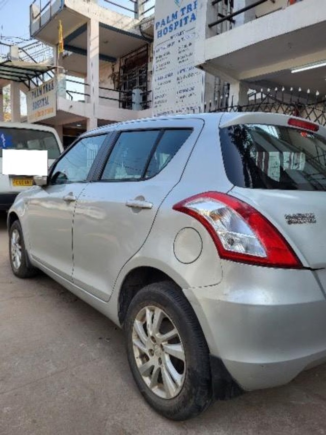 Second-hand 2013 Maruti Suzuki Swift ZXI for sale in Raipur-8