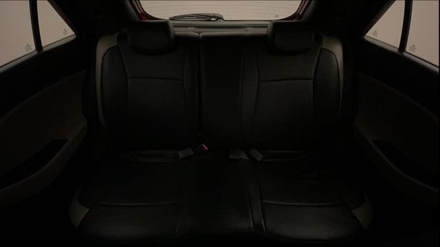 Second-hand 2016 Hyundai i20 1.2 Asta Option for sale in Bangalore-33