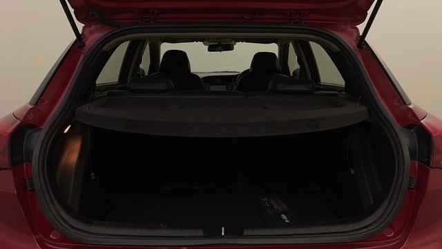 Second-hand 2016 Hyundai i20 1.2 Asta Option for sale in Bangalore-9