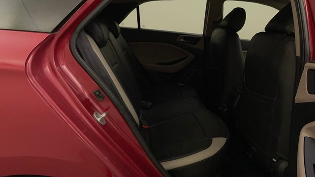 Second-hand 2016 Hyundai i20 1.2 Asta Option for sale in Bangalore-38