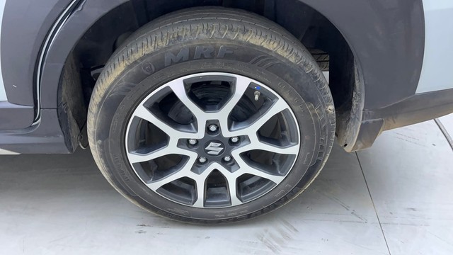 Second-hand 2022 Maruti XL6 Alpha Plus AT for sale in Hyderabad-19