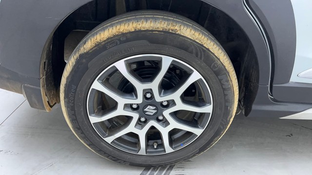 Second-hand 2022 Maruti XL6 Alpha Plus AT for sale in Hyderabad-18