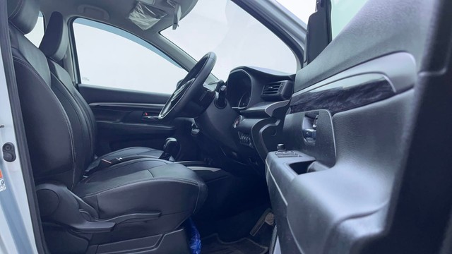 Second-hand 2022 Maruti XL6 Alpha Plus AT for sale in Hyderabad-15