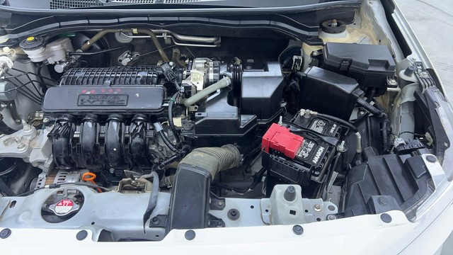 Second-hand 2023 Honda Amaze 2nd Gen VX for sale in Hyderabad-25