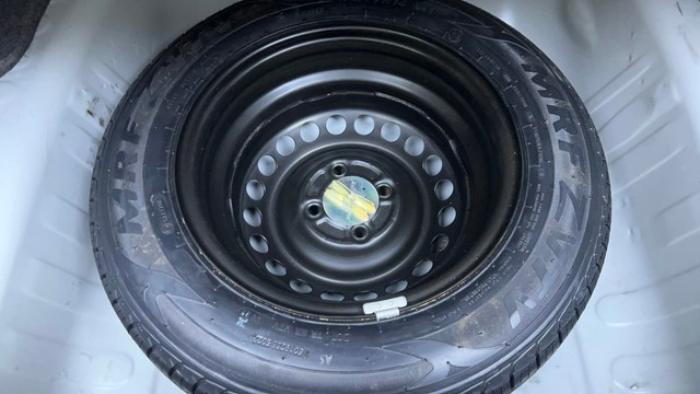 Second-hand 2023 Honda Amaze 2nd Gen VX for sale in Hyderabad-21