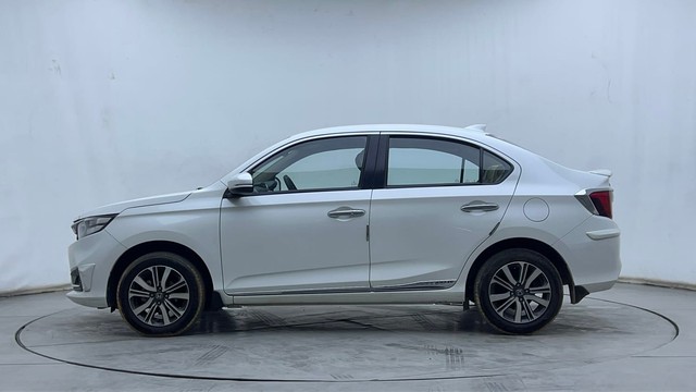 Second-hand 2023 Honda Amaze 2nd Gen VX for sale in Hyderabad-6