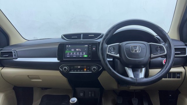 Second-hand 2023 Honda Amaze 2nd Gen VX for sale in Hyderabad-11