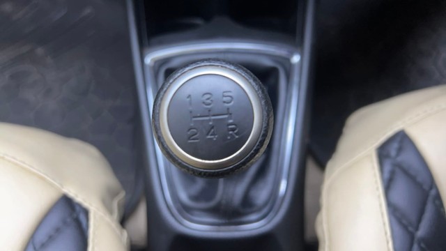 Second-hand 2023 Honda Amaze 2nd Gen VX for sale in Hyderabad-12