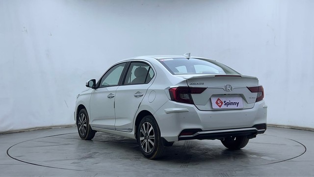 Second-hand 2023 Honda Amaze 2nd Gen VX for sale in Hyderabad-5