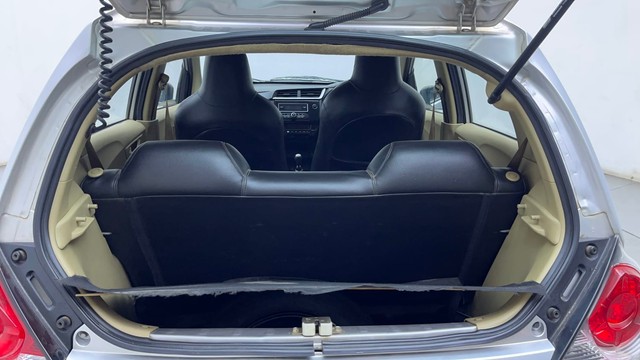 Second-hand 2017 Honda Brio S MT for sale in Hyderabad-9