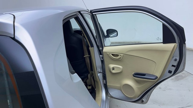 Second-hand 2017 Honda Brio S MT for sale in Hyderabad-35