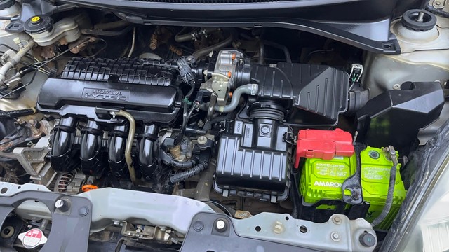 Second-hand 2017 Honda Brio S MT for sale in Hyderabad-39