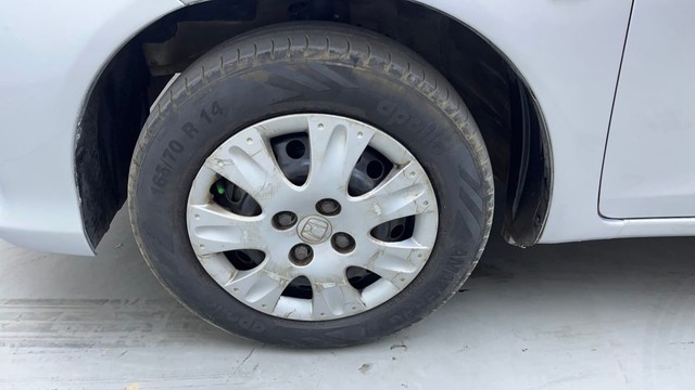 Second-hand 2017 Honda Brio S MT for sale in Hyderabad-20