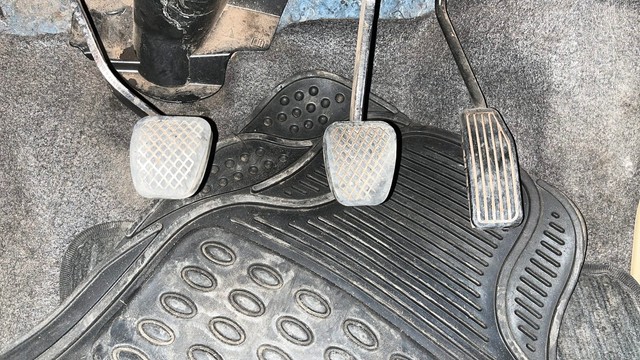 Second-hand 2017 Honda Brio S MT for sale in Hyderabad-14