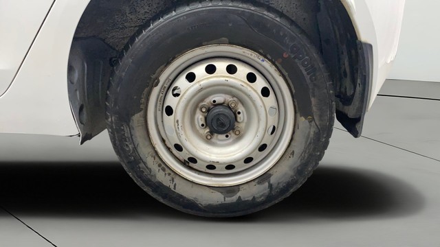 Second-hand 2020 Tata Altroz XE BSVI for sale in Kochi-26