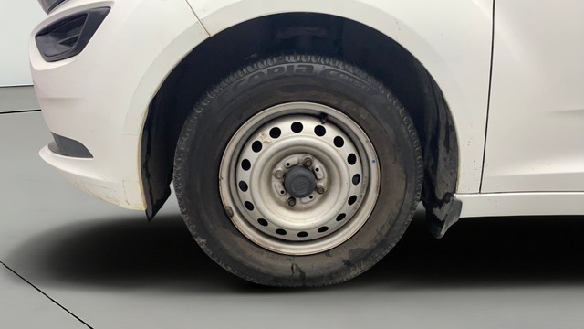 Second-hand 2020 Tata Altroz XE BSVI for sale in Kochi-25