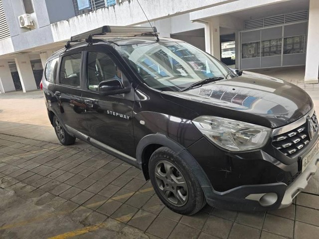 Second-hand 2016 Renault Lodgy 85PS RxZ for sale in Navsari-2