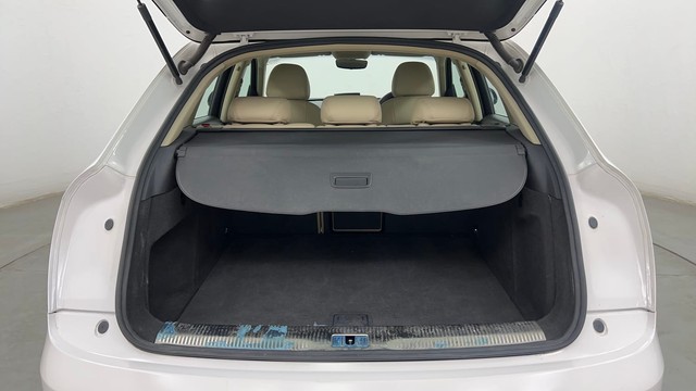 Second-hand 2017 Audi Q3 30 TDI Premium FWD for sale in Pune-9