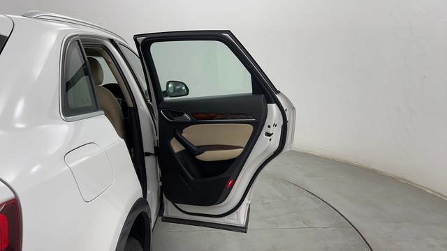 Second-hand 2017 Audi Q3 30 TDI Premium FWD for sale in Pune-29