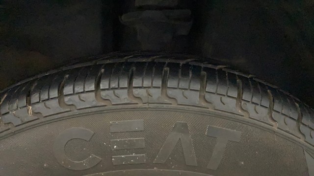 Second-hand 2018 Renault KWID 1.0 RXT for sale in Kochi-28