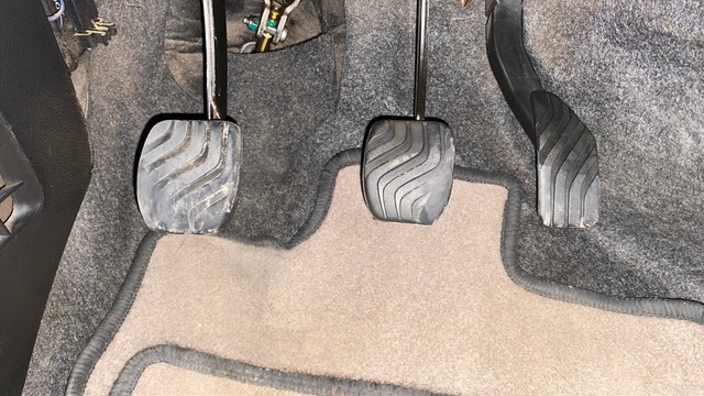 Second-hand 2018 Renault KWID 1.0 RXT for sale in Kochi-14