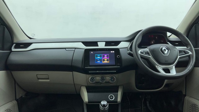 Second-hand 2022 Renault Triber RXZ for sale in Ahmedabad-11