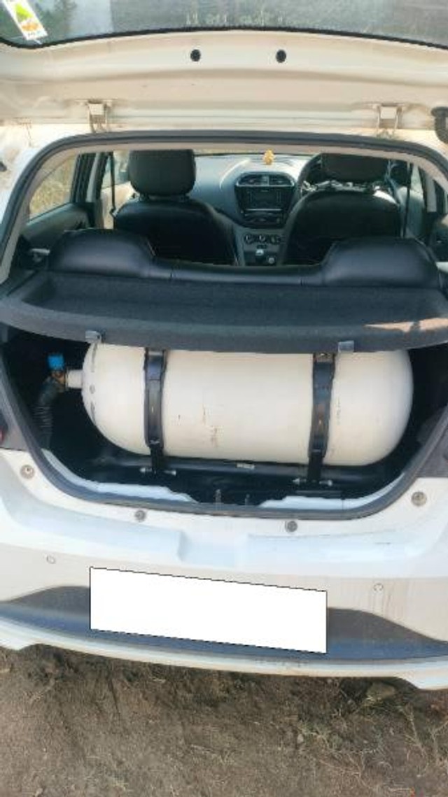 Second-hand 2022 Tata Tiago XT CNG BSVI for sale in Bijnor-4