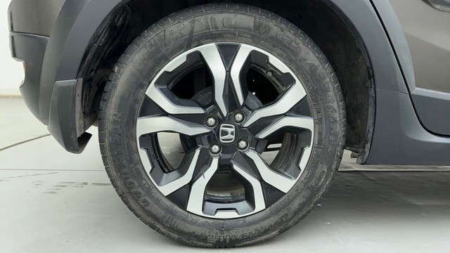 Second-hand 2022 Honda WR-V i-VTEC VX for sale in Ahmedabad-18