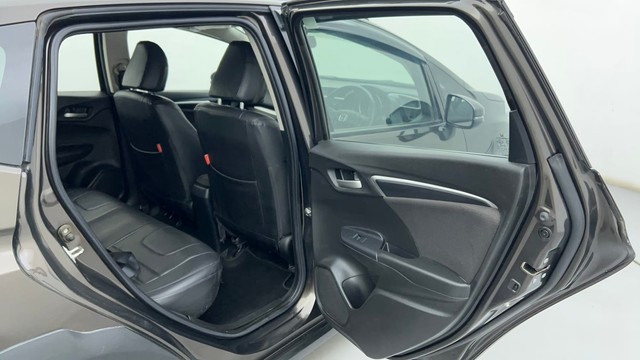 Second-hand 2022 Honda WR-V i-VTEC VX for sale in Ahmedabad-34