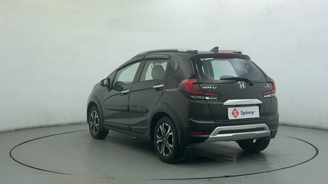 Second-hand 2022 Honda WR-V i-VTEC VX for sale in Ahmedabad-5