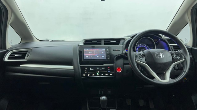 Second-hand 2022 Honda WR-V i-VTEC VX for sale in Ahmedabad-11