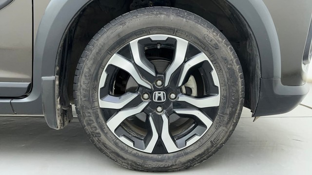 Second-hand 2022 Honda WR-V i-VTEC VX for sale in Ahmedabad-17